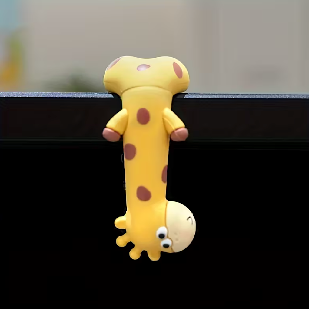 Sweet Wink Cuddle Cling Giraffe